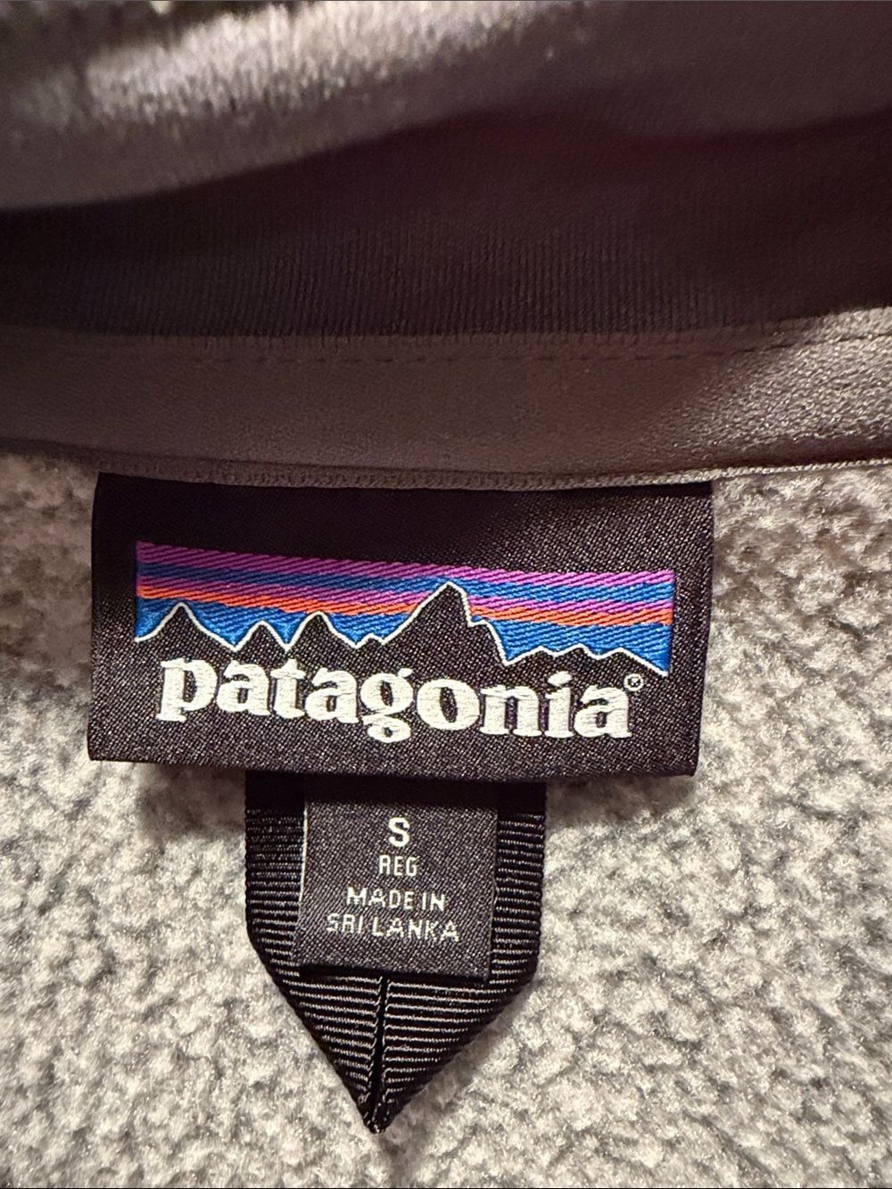 Patagonia Heather Gray Men’s Fleece Sweater Vest - Picture 2 of 2